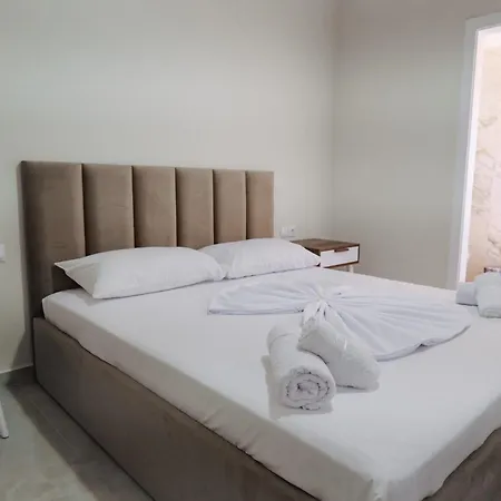 Fjorald Appartement Cuke